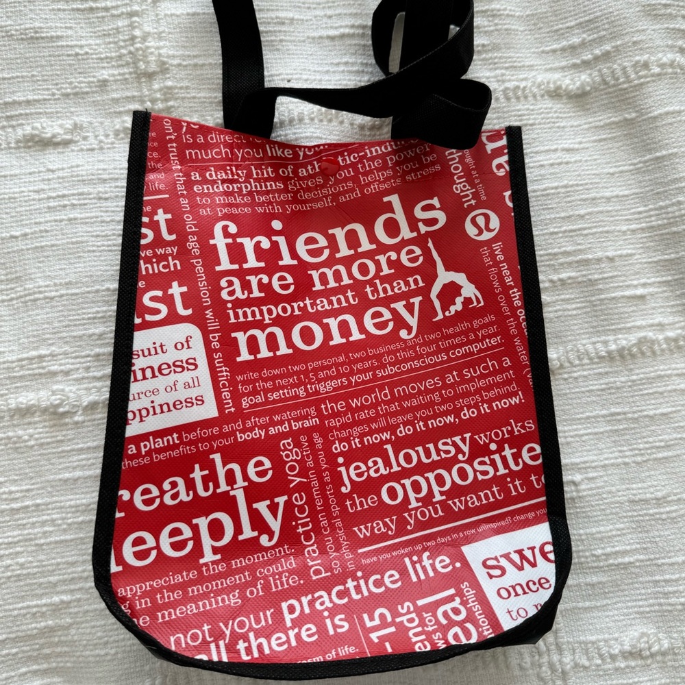 Lululemon bag